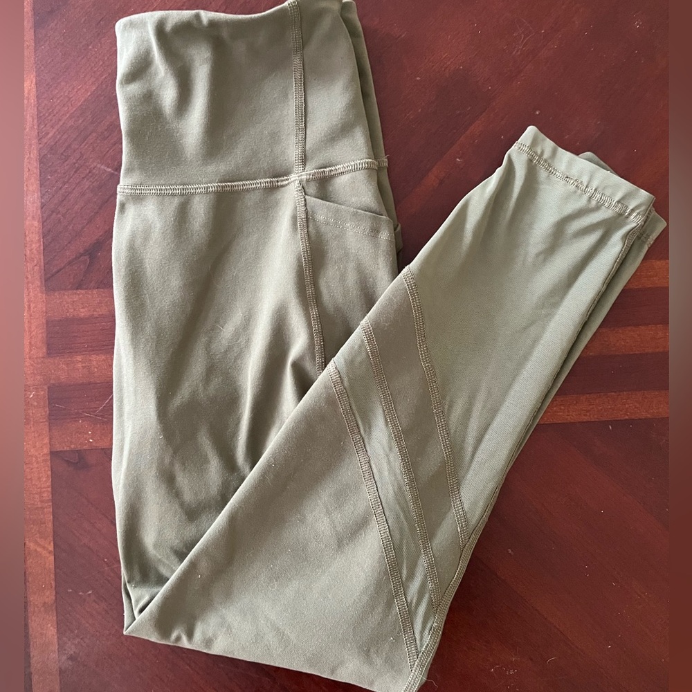 Old navy elevate leggings